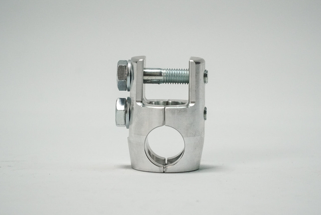 CNC aluminum arm clamps. Comes in stock lower control arm size of 1.00" and in aftermarket arms sizes of 1.100" and 1.25"